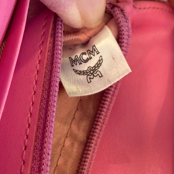 🌸MCM Pink and Cream Wallet with Gold-Toned Hardware EUC - Picture 11 of 13